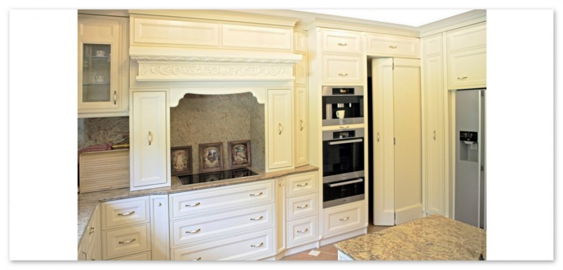 Fully fitted kitchens, stylish English kitchen furniture, Provencal, bespoke wooden kitchens from the producer